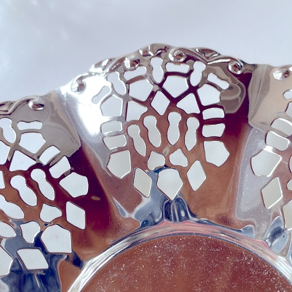 VTG Queen Anne Serving Dish With Silver Tray - Picture 8 of 10